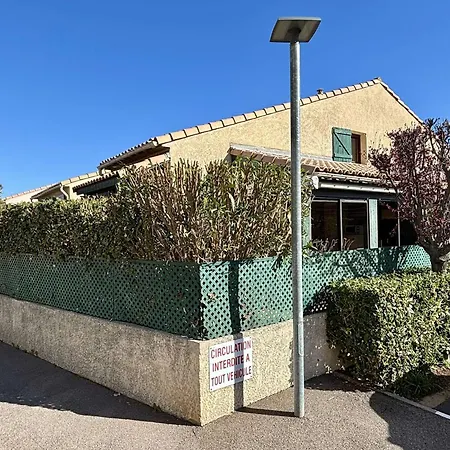 Maison 4 Pieces Avec Terrasse Et Parking Prive, Proche Et Commerces A - Fr-1-225-450 Nyaraló *